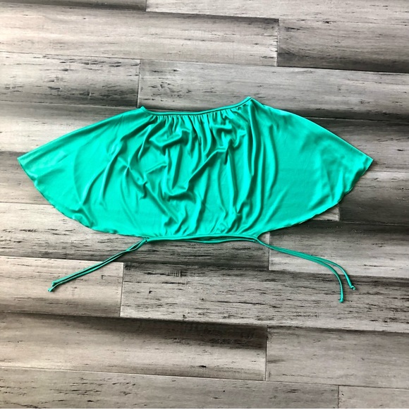 Vintage 70s House of Bianchi Kelly Green Surplice Bust Gown w/ Capelet Shawl - Picture 3 of 16